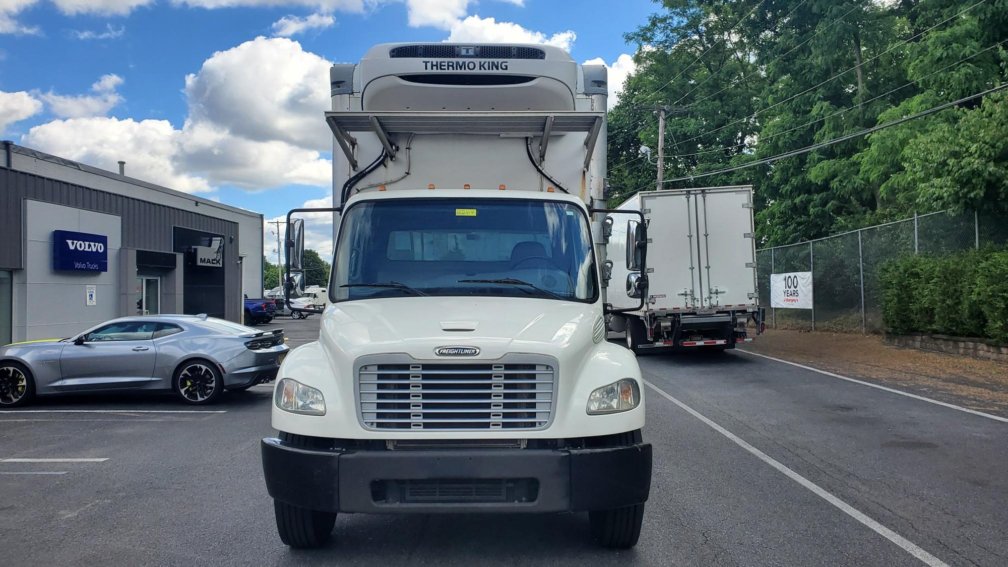 2017 FREIGHTLINER M2 - image 2 of 6