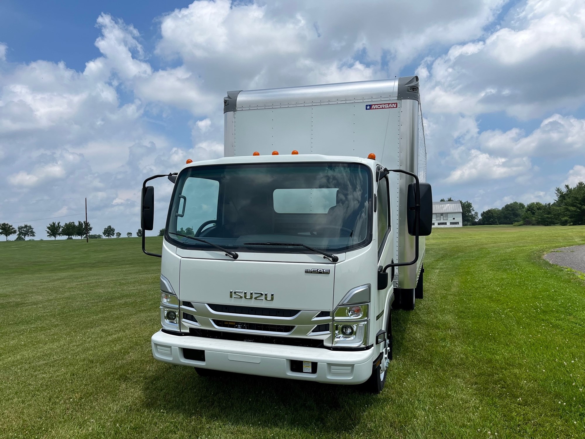 2024 ISUZU NPR HD GAS - image 2 of 6