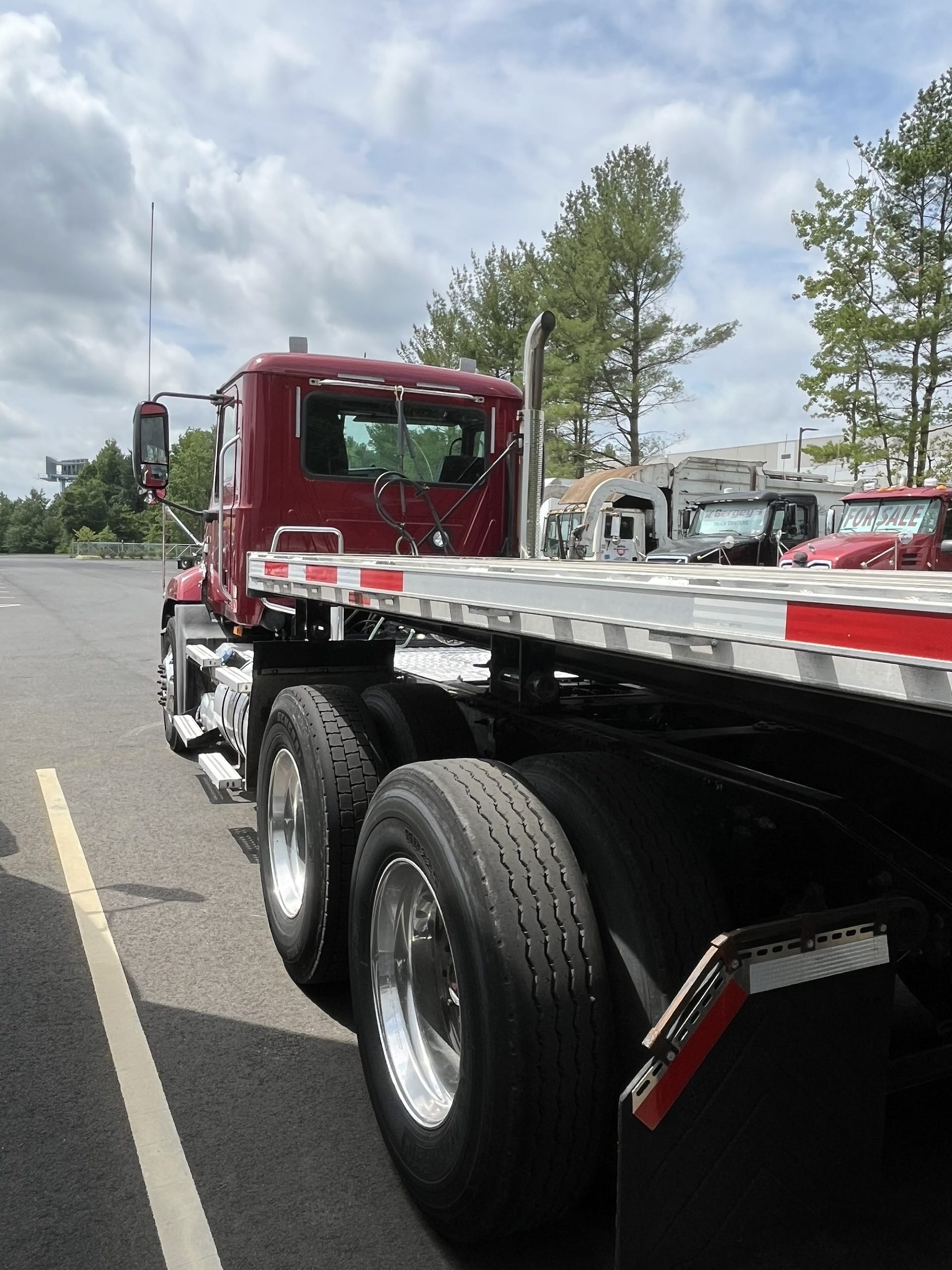 2018 MACK CXU613 - image 4 of 6