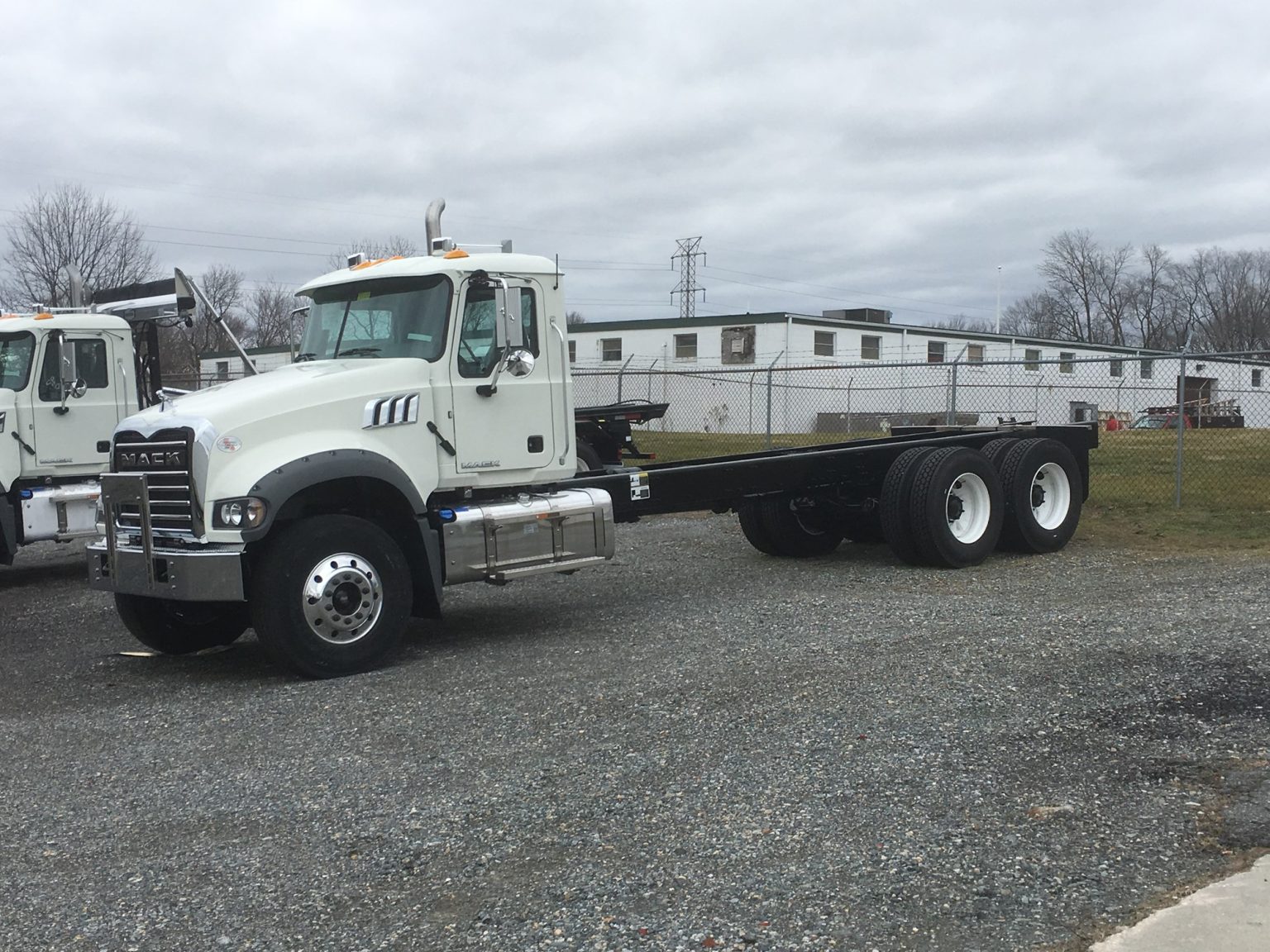 2025 MACK GR64FR - Bergey's Truck Centers: Medium & Heavy Duty ...