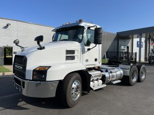 2020 Mack Anthem 1003727-01