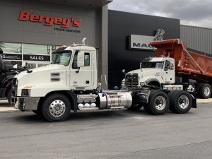 2025 MACK AN64T 1037126-01