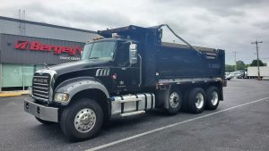 2017 MACK 700 1006759-01