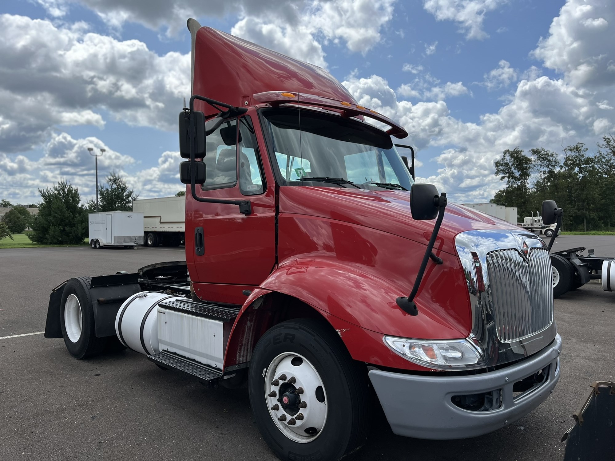 2017 International PROSTAR - image 2 of 6