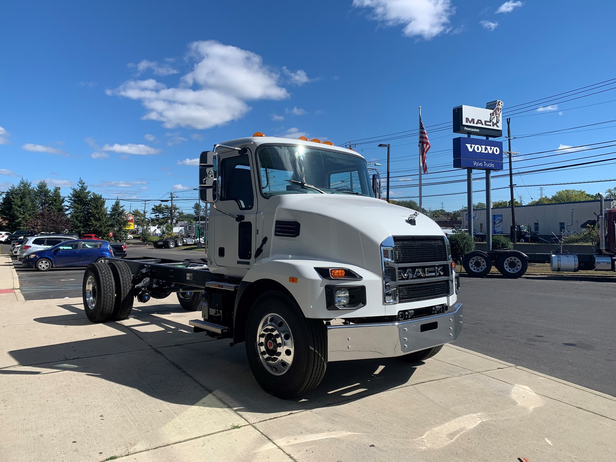 2024 MACK MD742 - image 1 of 1