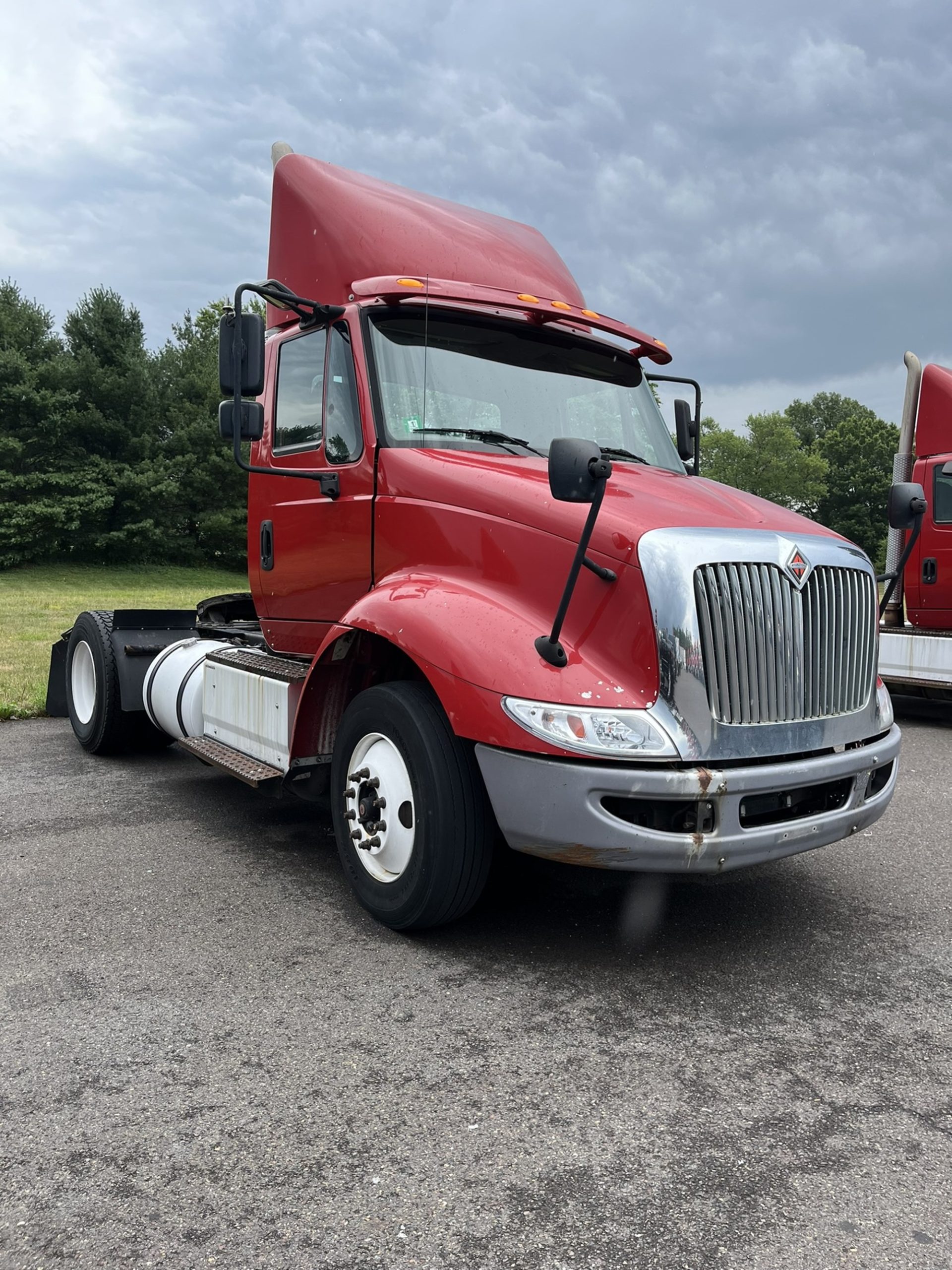 2017 International PROSTAR - image 2 of 6