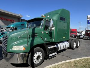 2016 MACK CXU613 1112831-01