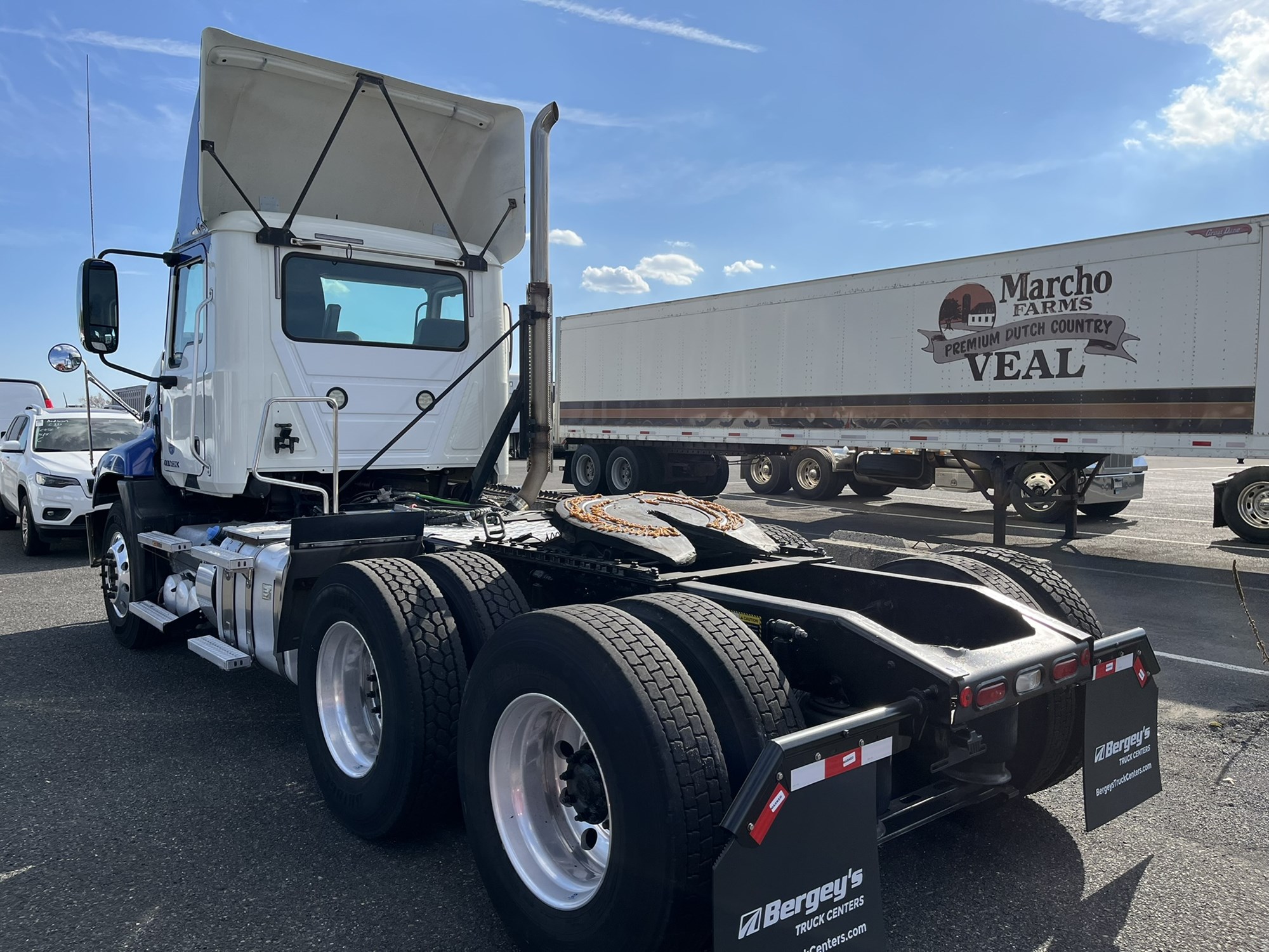 2018 MACK CXU613 - image 4 of 6