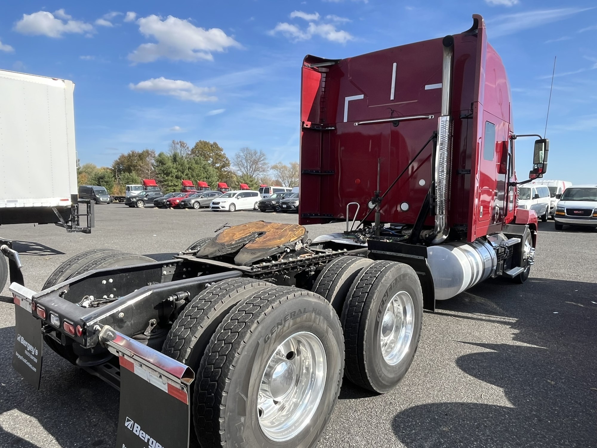 2020 MACK AN64T - image 3 of 6