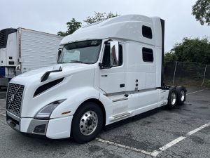 2025 Volvo VNL64T860 1014401-01