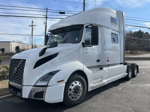 2023 Volvo VNL 1069457-01