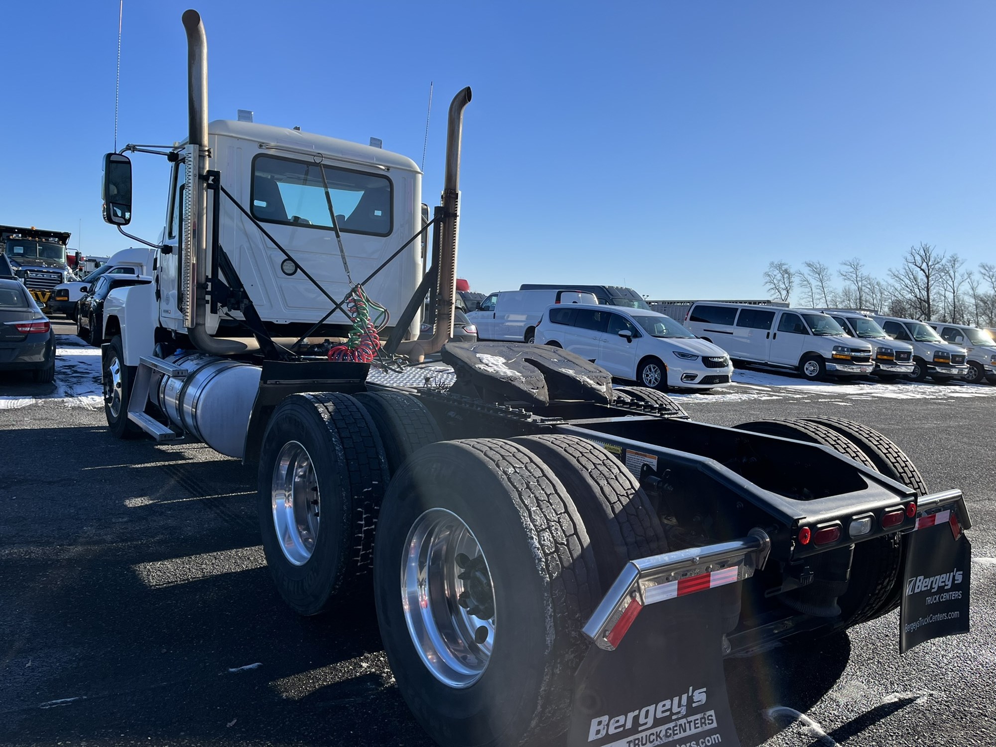 2019 MACK PINNACLE - image 4 of 6