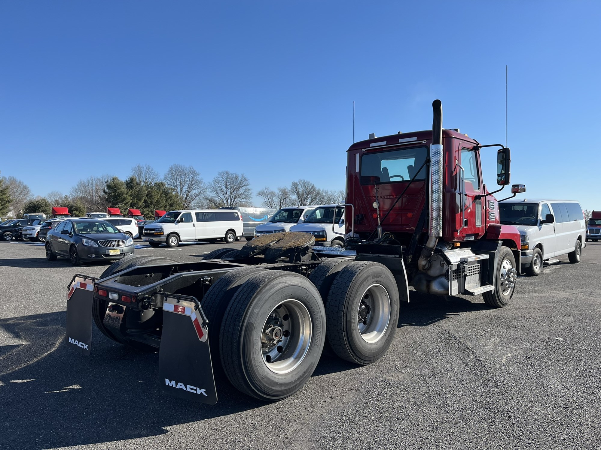 2019 MACK AN62T - image 3 of 6