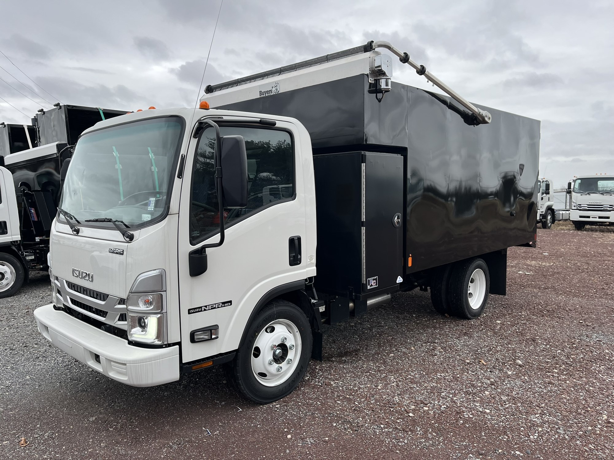 2024 ISUZU NPR HD - image 1 of 6