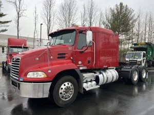 2015 MACK CXU613 1006296-01