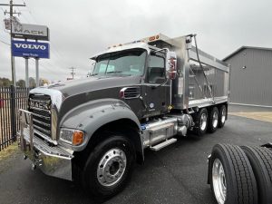 2025 Mack GR84F 1064294-01